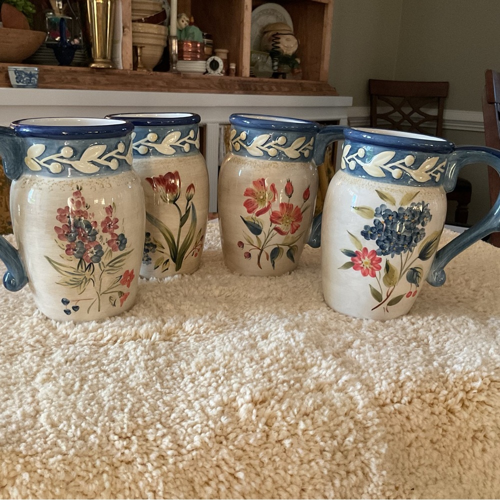 Flora By Pamela Gladding set of 4
